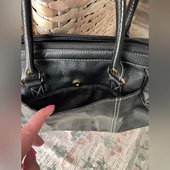 VTG Isaac Mizrahi Leather Shoulder Bag - Picture 3 of 10